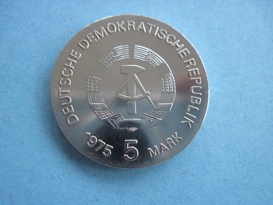  5 Mark DDR Gedenkmünze 1975  Internationales Jahr der Frau   