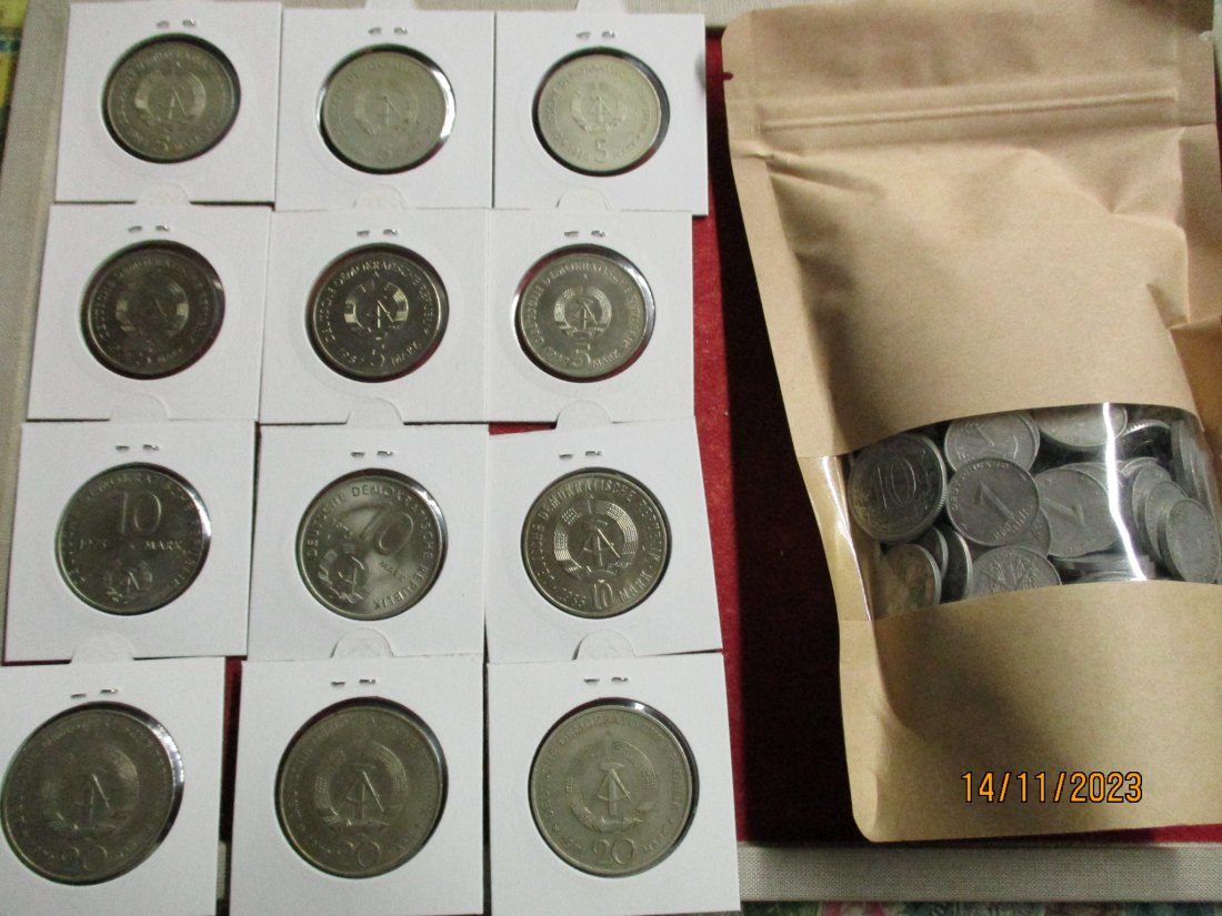  Lot - Sammlung DDR Münzen + ca. 300 Gramm Kleinmünzen /MC1   