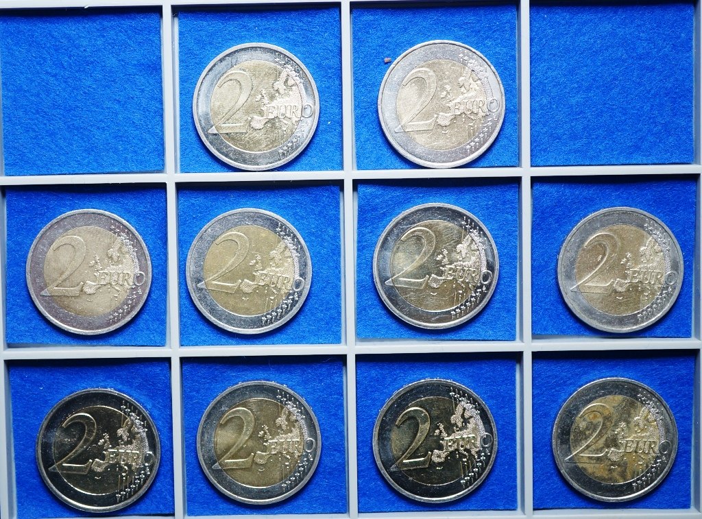  Euro, 10x 2€ Gedenkmünzen   