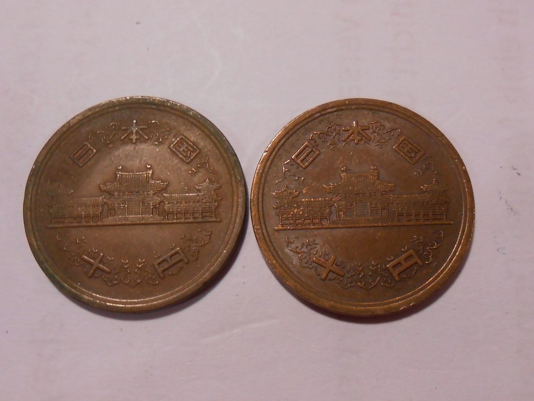  M.9.Japan, 2er Lot, 10 Yen 1989 und 1975   