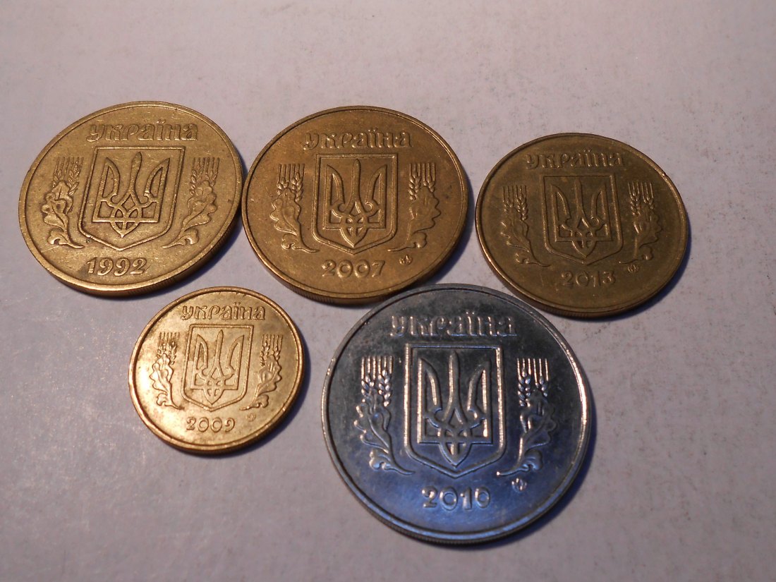  M.18.Ukraine, 5er Lot, 5 Kopeken 2010, 10 Kopeken 2009, 25 Kopeken 2013, 50 Kopeken 1992+2007   