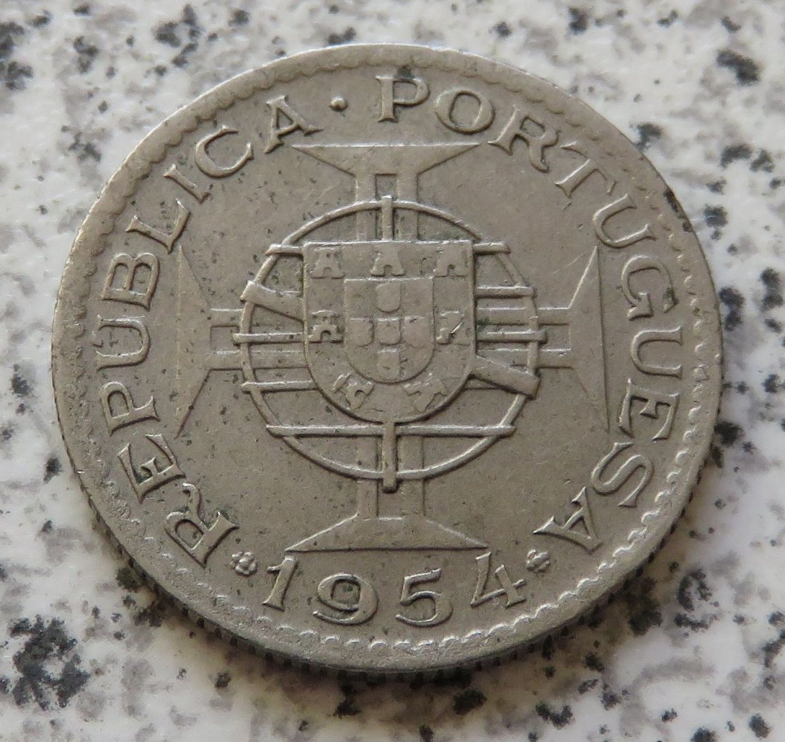  Mocambique 2,50 Escudos 1954   