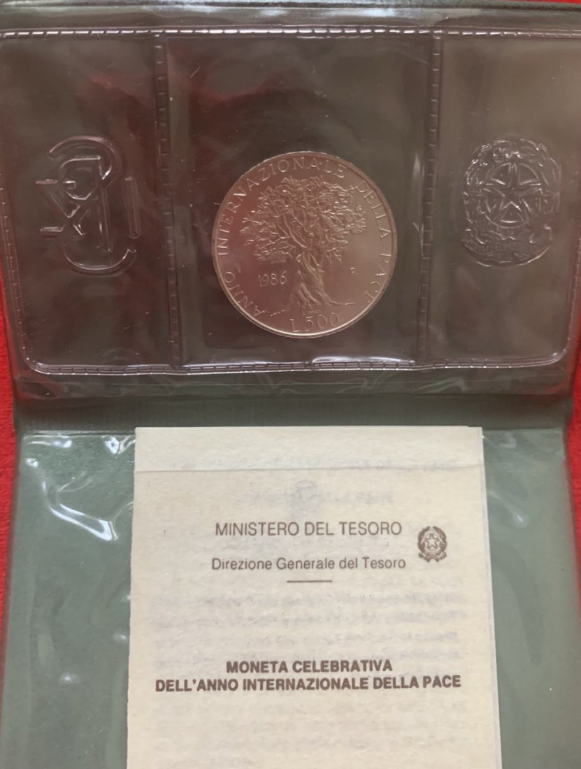  Italy 500 lire 1986 Year of Peace - Mexico Silver Booklet BU   