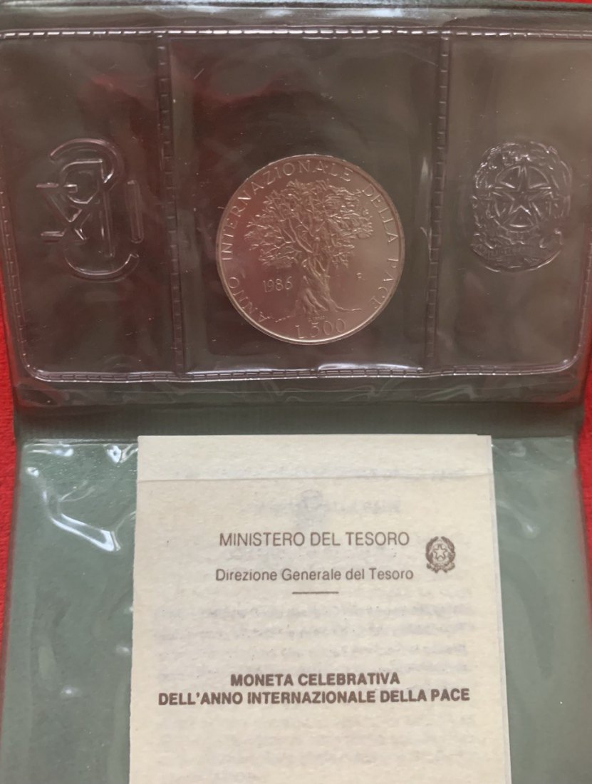Italy 500 lire 1986 Year of Peace - Mexico Silver Booklet BU