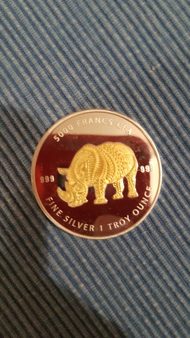 1 Unze Silbermünze Republic of Tschad Mandala Nashorn 2018 GILDED
