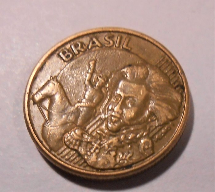  M.97. Brasilien, 10 Centavos 2009, vermessingter Stahl (KM# 649)   