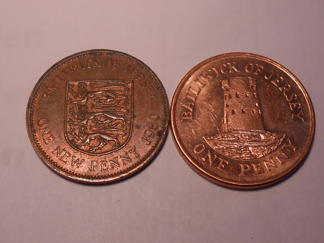  M.109. Bailiwick of Jersey, 2er Lot, 1 New Penny 1980, 1 Penny 2003   
