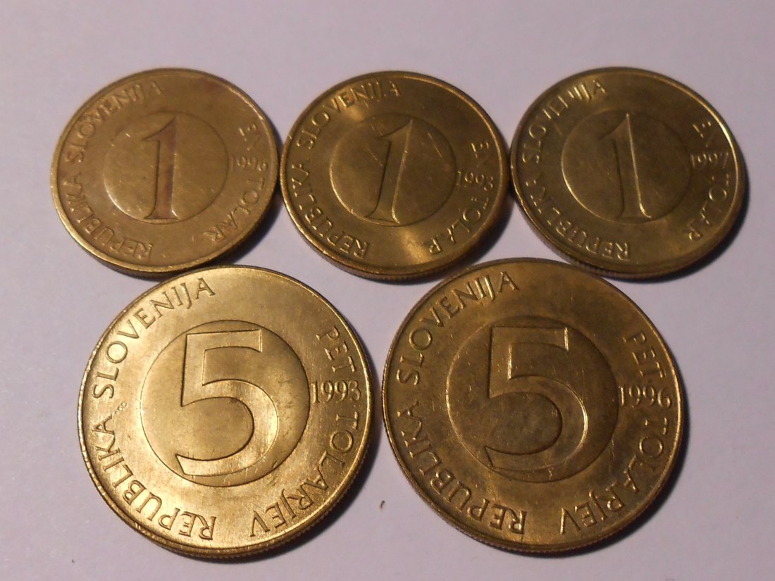 M.129. Slowenien, 5er Lot, 1 Tolarev 1993, 1996, 1997 (KM# 4), 5 Tolarev 1993, 1996