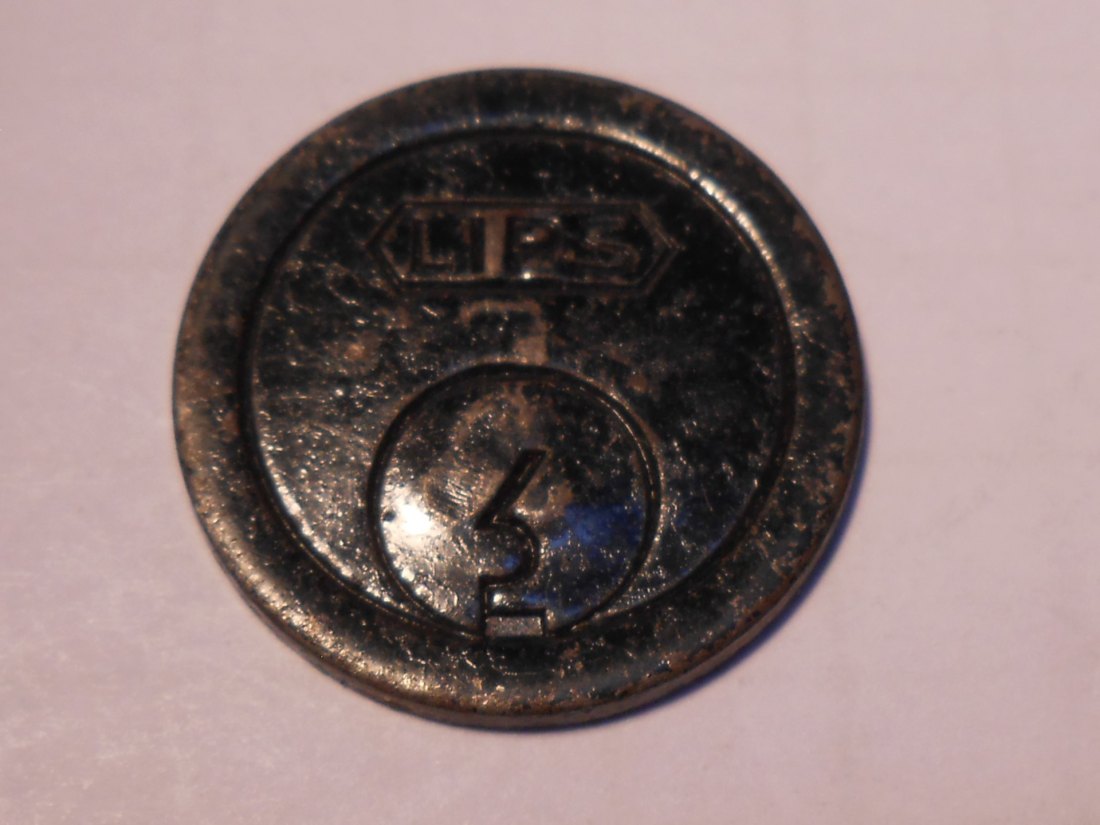  T:8.1 Wertmarke unbekannt, auf der Vorderseite eine eingestanzte 1, auf der Rückseite der Schriftzug   