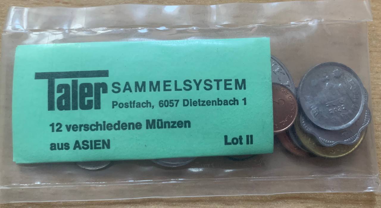  Satz Weltmünzen 12 Stück ASIEN Taler Sammelsystem Lot 11   