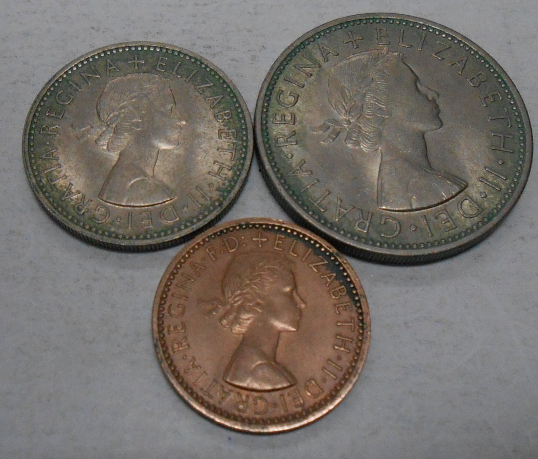  TK8 Großbritannien 3er Lot,1 Farthing 1955, 1 Schilling (engl.)1961, 2 Schilling 1960   