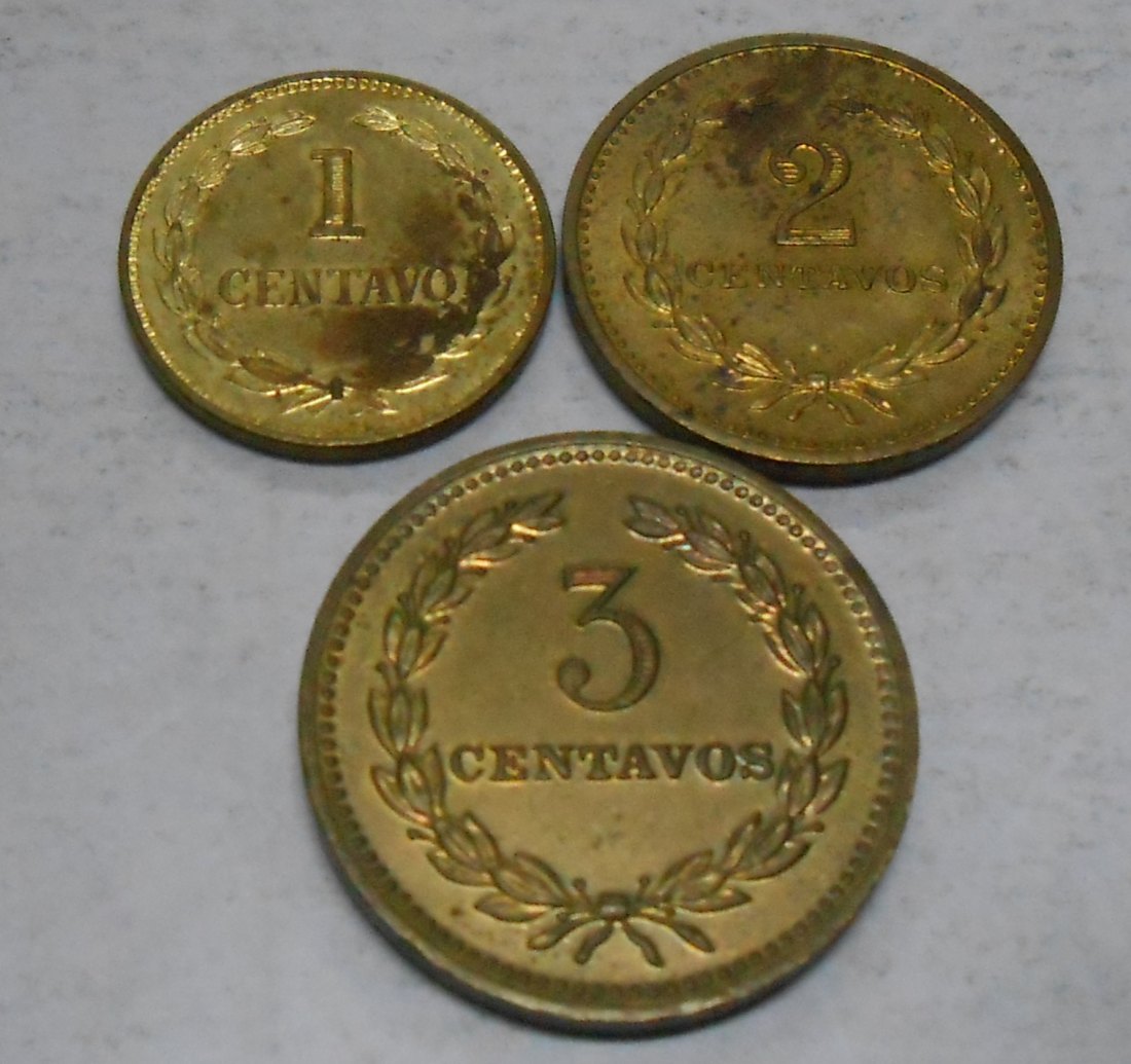  TK11 El Salvador 3er Lot,1 Centavo 1977, 2 Centavos 1974, 5 Centavos 1974   