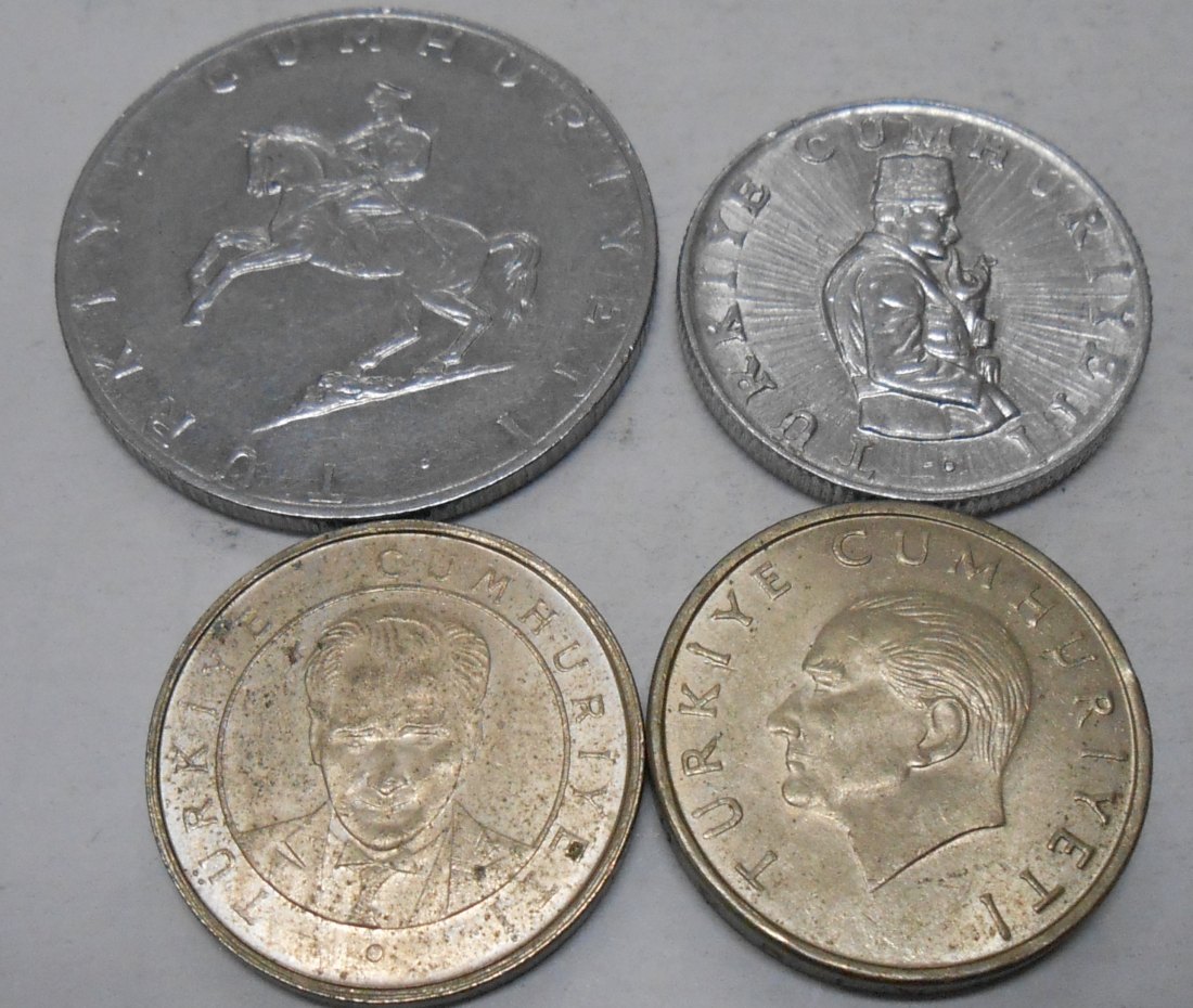  TK77 Türkei 4er Lot, 5 Lira 1975, 10 Lira 1981, 10 BINLira 1996, 250 BINLira 2003   