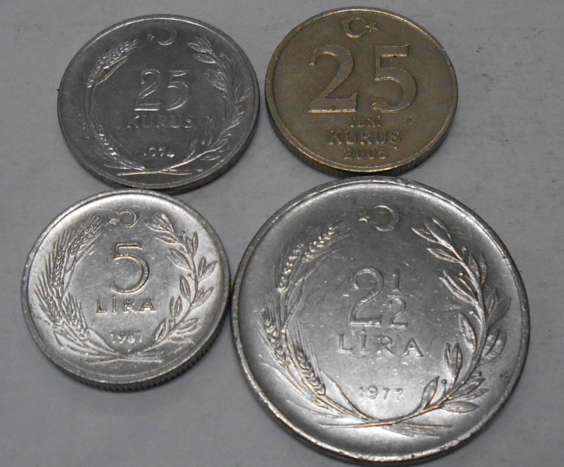 TK79 Türkei 4er Lot, 25 Kurus 1974+2005, 2,5 Lira 1977, 5 Lira 1981