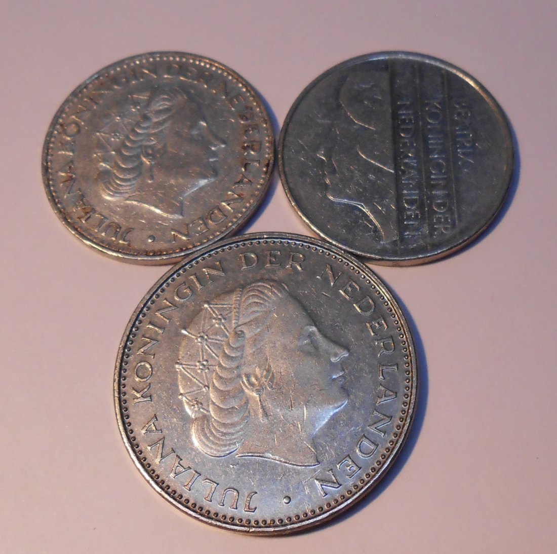  TK86 Niederlande 3er Lot, 1 Gulden 1968 1982 und 2½ Gulden 1972   