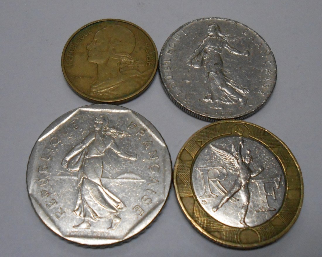  TK88 Frankreich 4er Lot, 10 Centimes 1967, 1 Franc 1960, 2 Francs 1982, 10 Francs 1989   