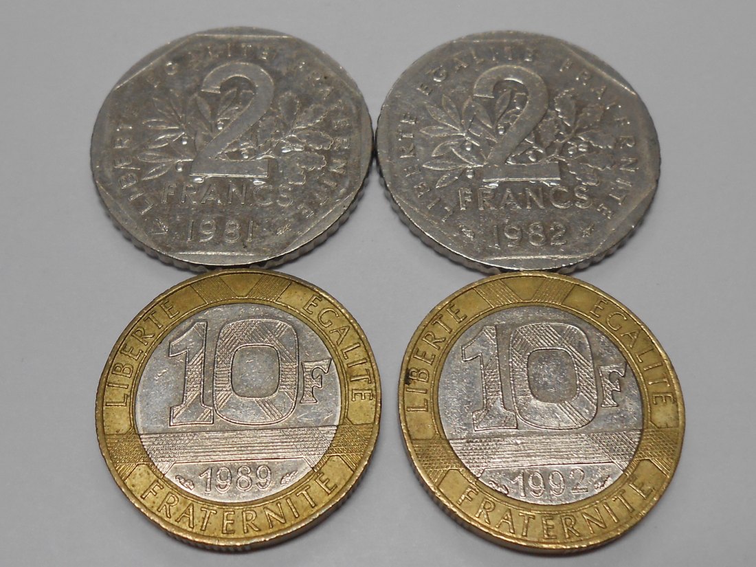  TK93 Frankreich 4er Lot, 2 Francs 1981 und 1982, 10 Francs 1989 und 1992   