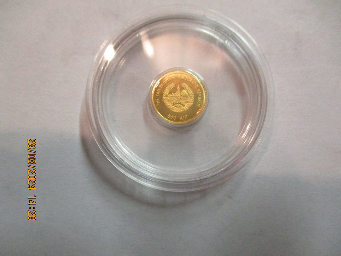  500 Kip Laos 2010 Goldmünze 99999er Gold 0,5 Gramm / M8   