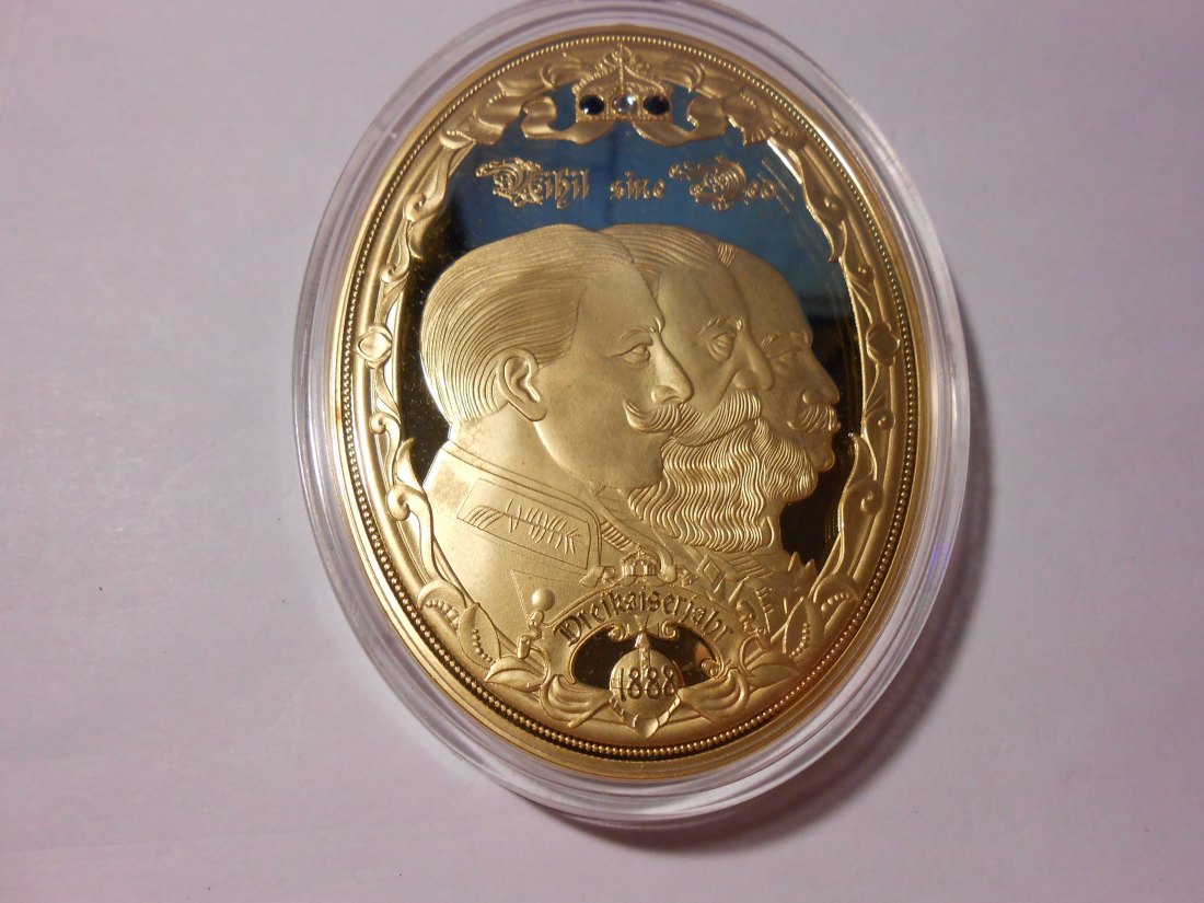  Medaille- Die Drei-Kaiser, Wilhelm I. Friedrich III. und Wilhelm II. Ø85 x 62mm oval   