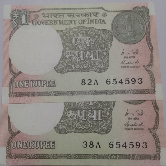  India  UNC  one Rupee pair 654592 x 2   
