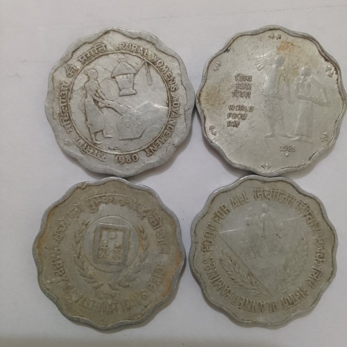 (E)  India only 4 different used coin   