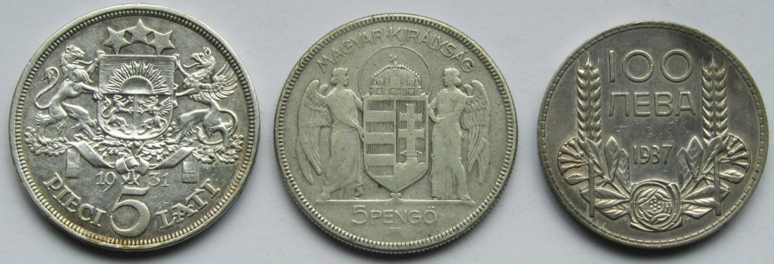  Europa: Lot aus drei großen Silbermünzen, zusammen 46,9 g Feinsilber   