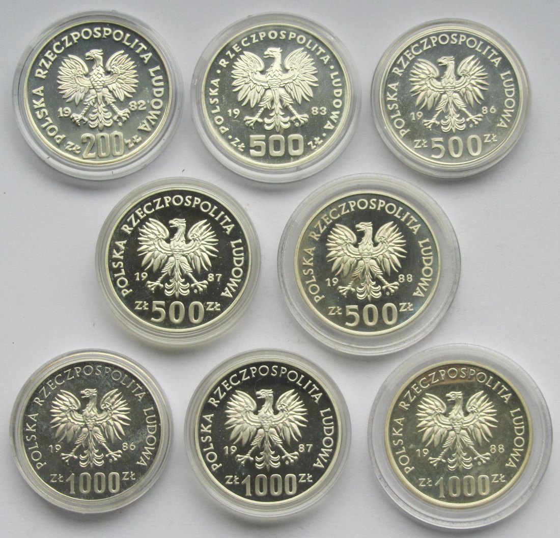  Polen: Lot aus acht Sportmünzen, zusammen 100,7 g Feinsilber   