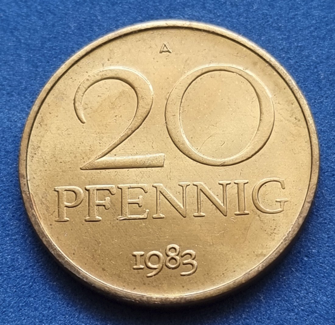 977(5) 20 Pfennig (DDR) 1983 in unc- (zum Schutz zaponiert!) ............... von Berlin_coins