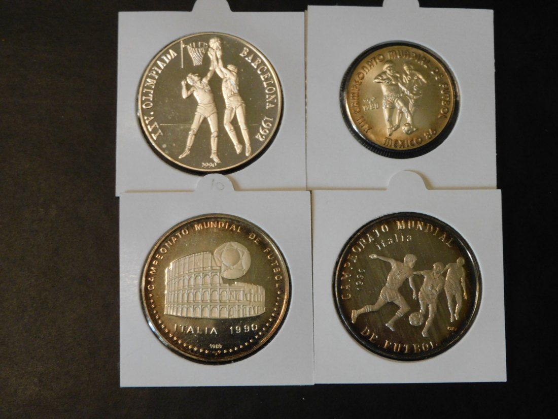 CUBA 4X 5 PESOS 1988-90-90- 10 PESOS 1992.GRADE-PLEASE SEE PHOTOS.