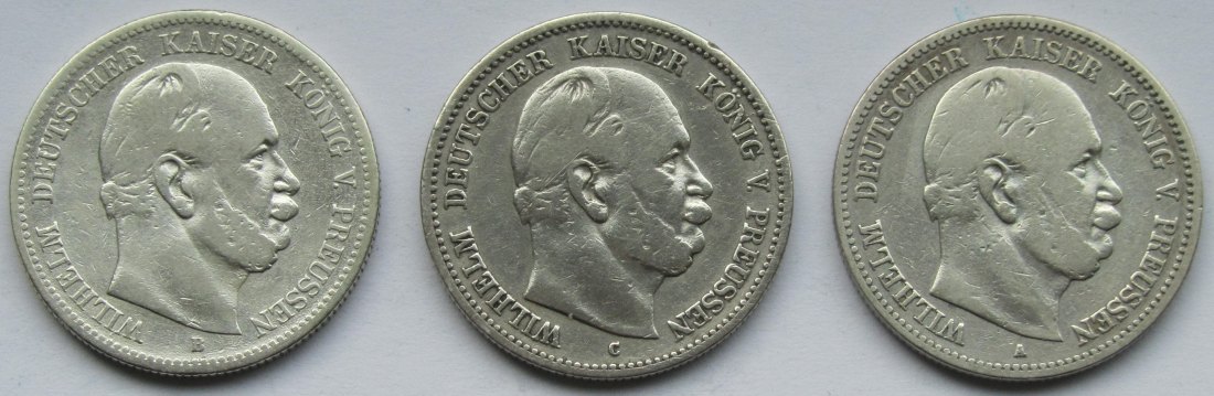  Kaiserreich: Preußen, 2 Mark Wilhelm I. (Jaeger 96), 3 Stück (1876 B + 1876 C + 1877 A)   