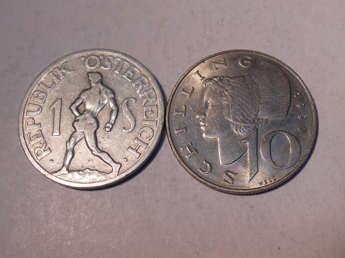  M.208. Österreich 2er Lot, 1 Schilling 1946, 10 Schilling 1990   