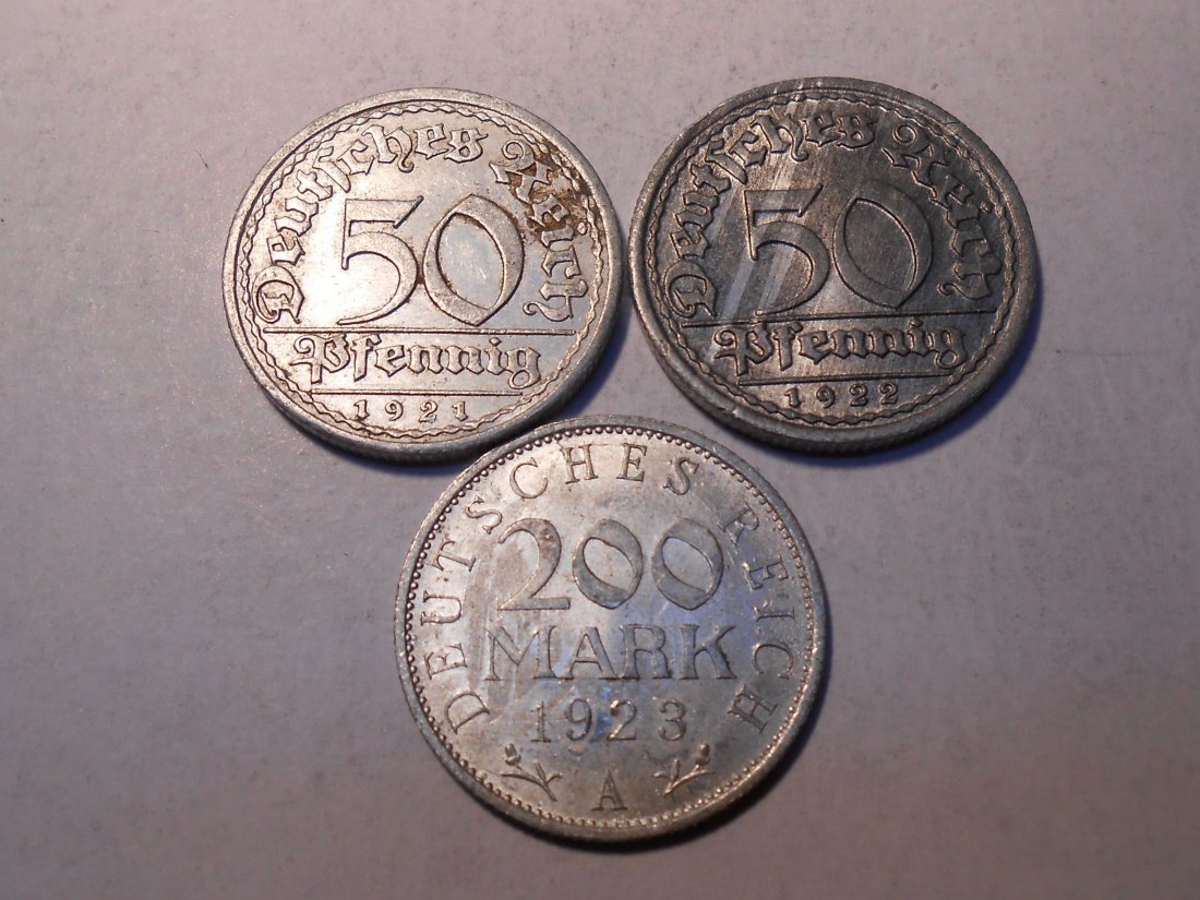  M.221. Weimarer Republik 3er Lot, 50 Pf 1921 A und 1922 F //200 Mark 1923 A   