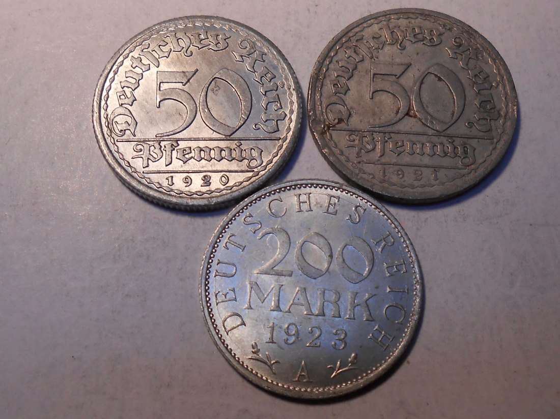  M.223. Weimarer Republik 3er Lot, 50 Pfennig 1920 E und 1921 A //200 Mark 1923 A   