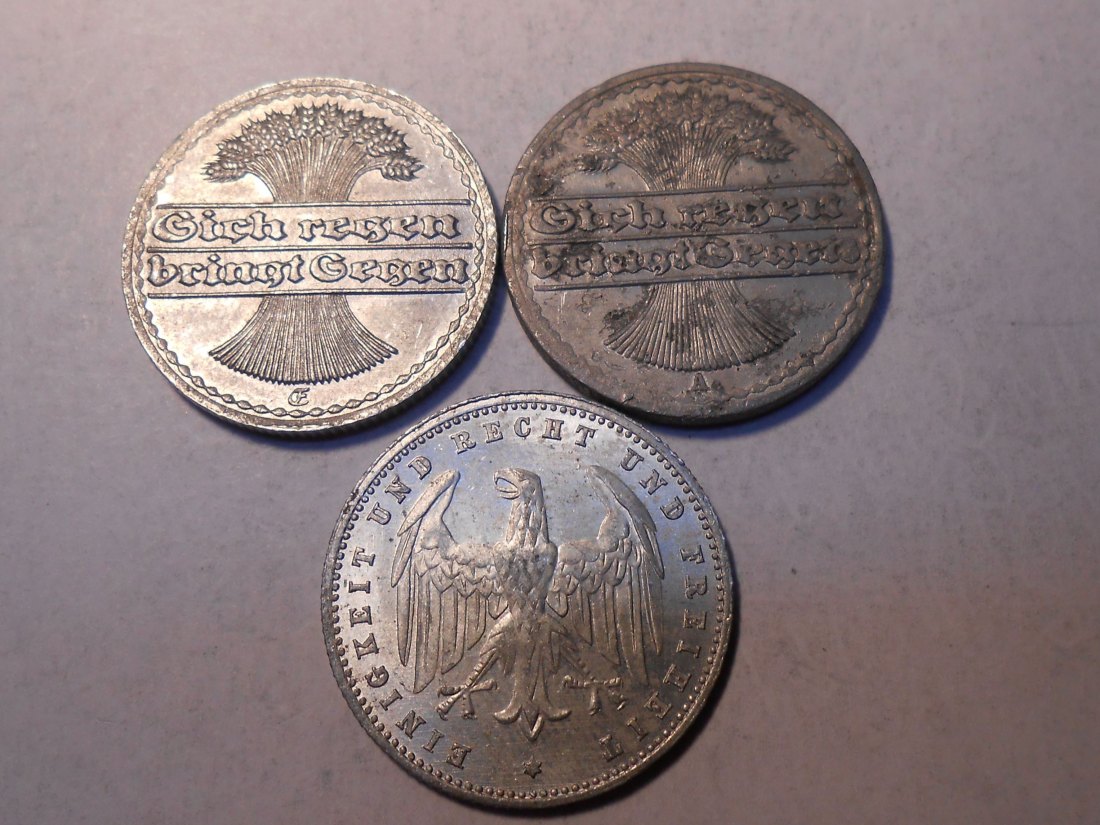  M.223. Weimarer Republik 3er Lot, 50 Pfennig 1920 E und 1921 A //200 Mark 1923 A   