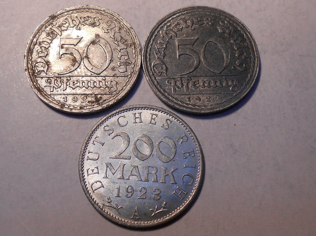  M.224. Weimarer Republik 3er Lot, 50 Pfennig 1921 E und 1922 E //200 Mark 1923 A   