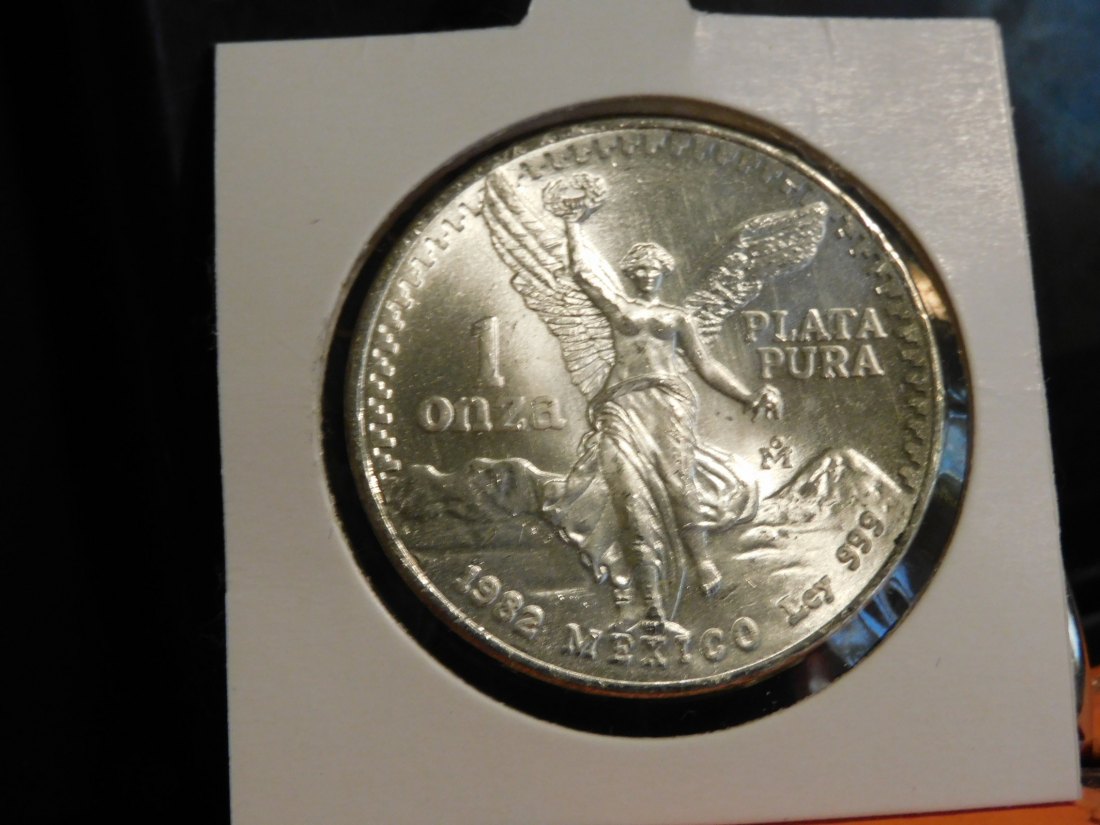 MEXICO 1 ONZA 1982.GRADE-PLEASE SEE PHOTOS.