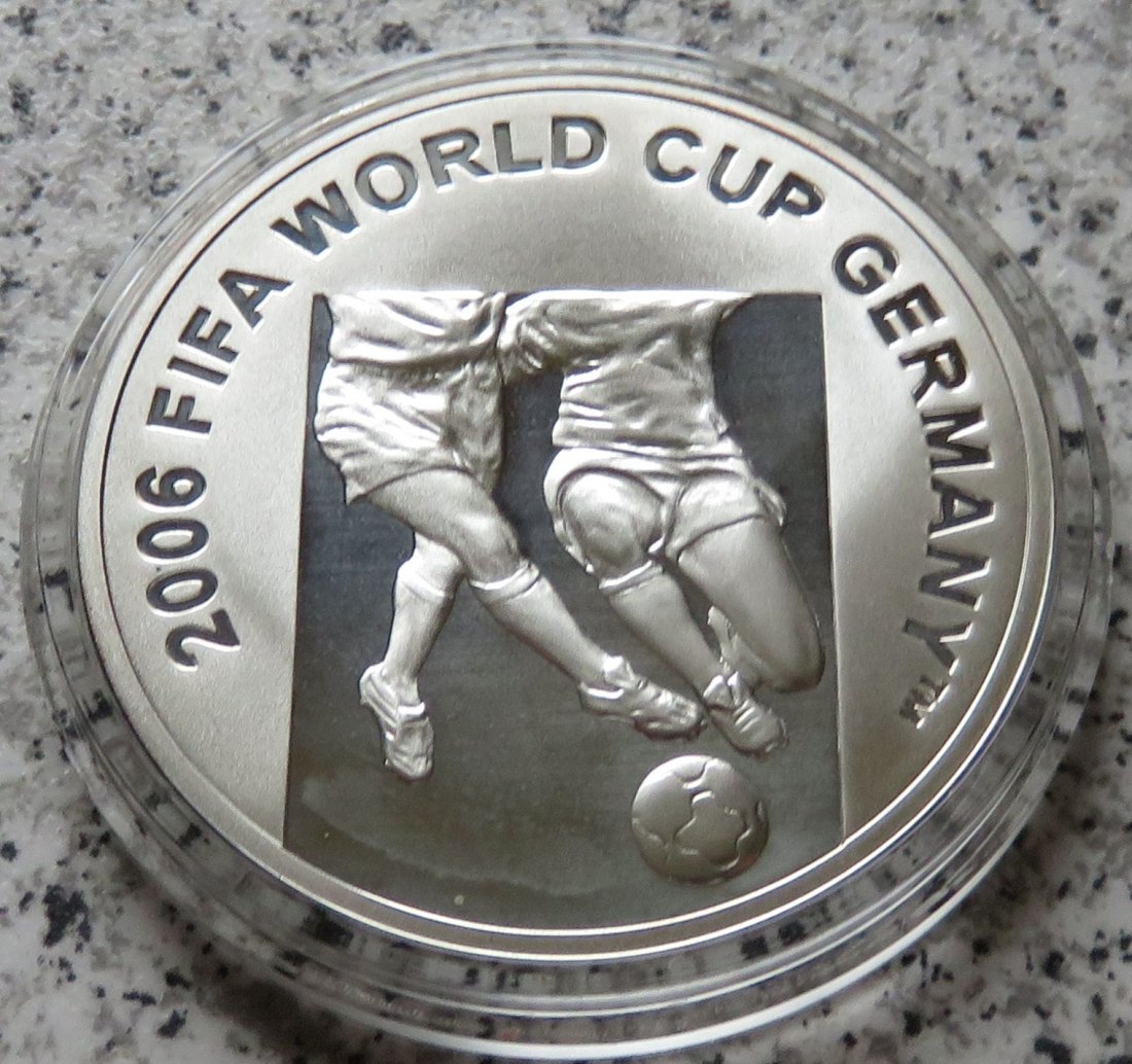 Aserbaidschan  50 Manat 2004, 28,5 Gramm 925-er Silber   