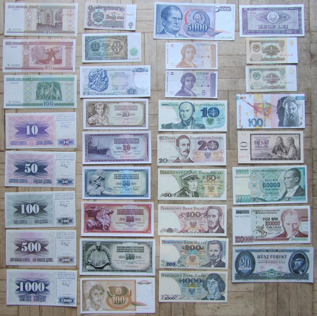  Osteuropa: Lot aus 34 verschiedenen Banknoten, alle kassenfrisch   
