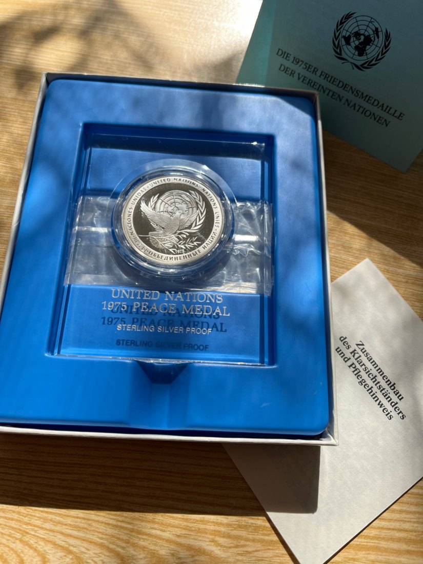  Silbermedaille 1975 UNITED NATIONS PEACE MEDAL - Friedenstaube auf einem Zweig PP   