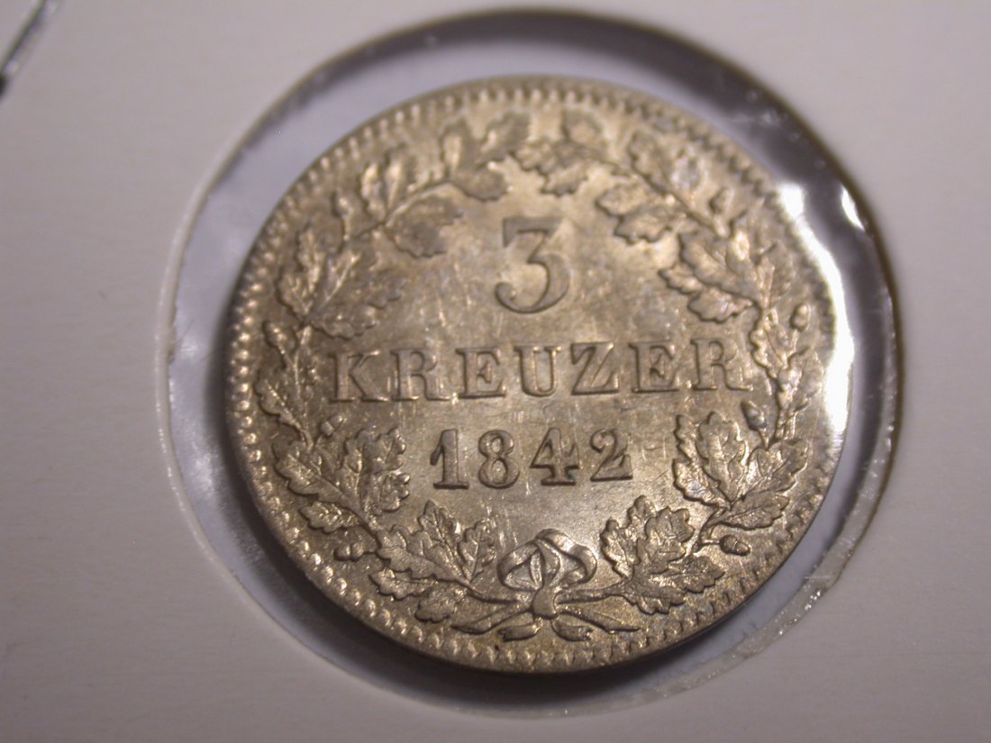 I20 Bayern 3 Kreuzer 1842 in vz-st/f.st Originalbilder