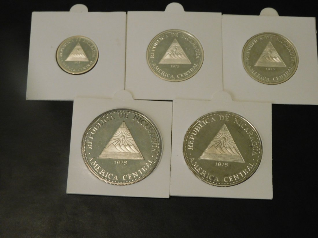  NICARAGUA 1975 SILVER PROOF COIN SET 20-2X50-2X100 CORDOBAS.GRADE-PLEASE SEE PHOTOS.   