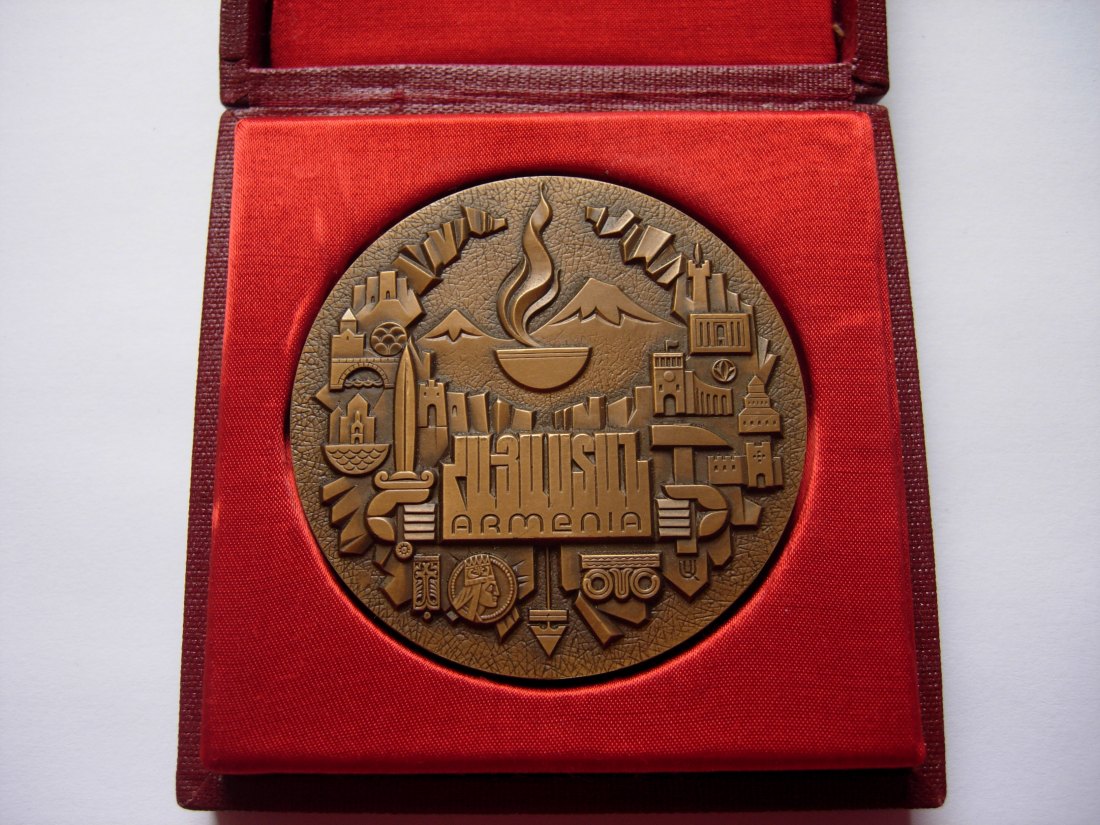  Medal - Armenia 7.12. 1988 + original box   