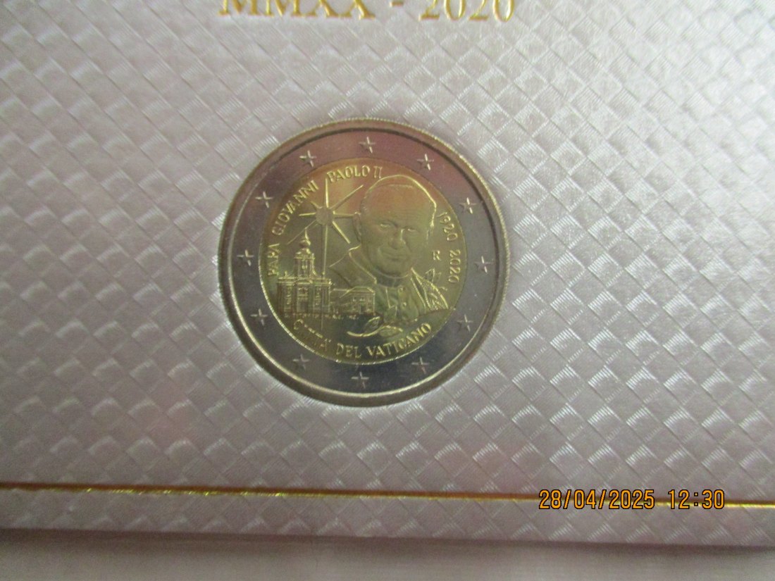  Münze: Vatikanstadt 2 Euro 2020 im Blister 100. Geburtsjahr Johannes Paul II.,Ca. 43g rau   