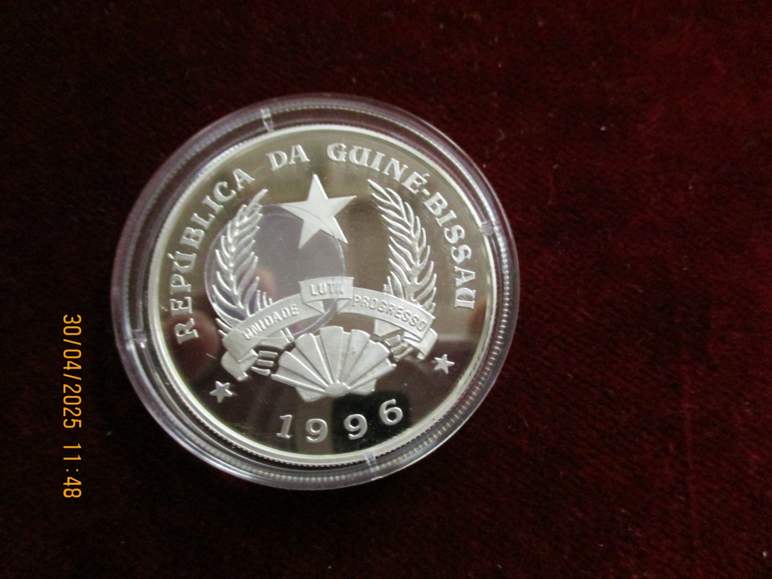  Münze: 50000 Pesos Guine-Bissau 1996 Tiermotiv  ca. 29g fein /1101211 - 2   