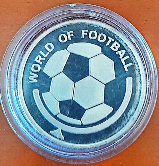 Uganda 1000 Schilling Münze 2002 Fußball   