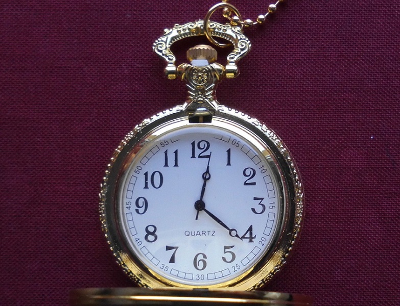  Taschenuhr Weißkopfadler mit 80cm Kette goldfarbig Quarzwerk NEU !   