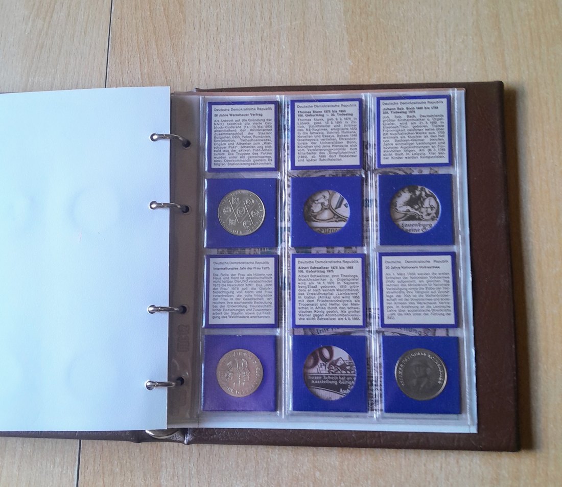  Tolles DDR Münzenalbum 1966 bis 1975 mit 13 Münzen   