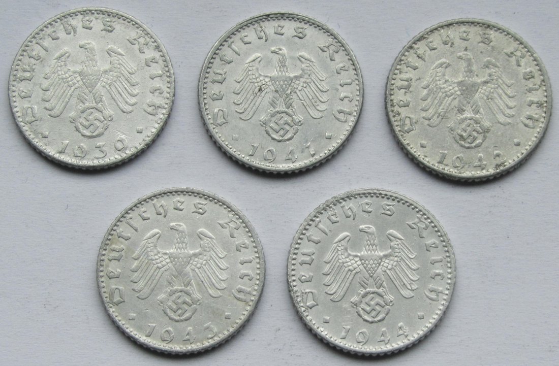  Deutsches Reich: Fünf seltene Jahrgänge 50 Pfennig Aluminium   