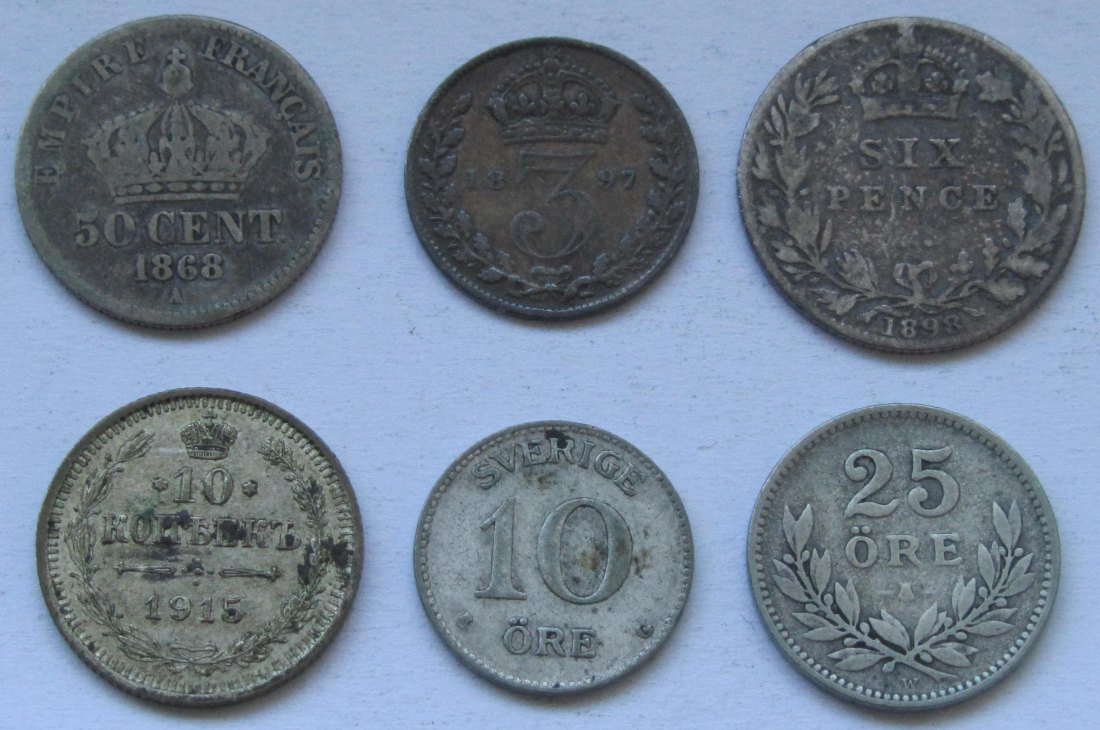  Europa: Lot aus sechs Silbermünzen, zusammen 8,9 g Feinsilber   