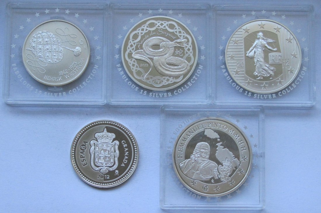  Euro: Lot aus fünf Silbermünzen, zusammen 86,7 g Feinsilber   